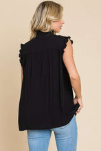 Load image into Gallery viewer, Culture Code Full Size Frill Edge Smocked Sleeveless Top