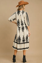 Load image into Gallery viewer, Umgee Printed Notched Midi Dress