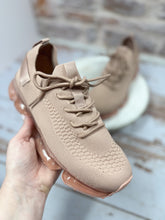 Load image into Gallery viewer, Christina Sneaker in Mauve