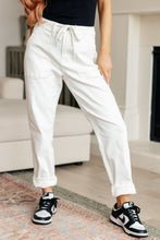 Load image into Gallery viewer, Charlene High Rise Contrast Thread Jogger in Ecru