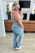 Load image into Gallery viewer, Alana Mid Rise Clean Bootcut Jeans