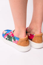 Load image into Gallery viewer, Kayak 2 Shoes in Floral