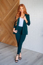 Load image into Gallery viewer, Magic Ankle Crop Skinny Pants in Hunter Green