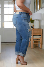 Load image into Gallery viewer, Belinda High Rise Distressed Straight Jeans