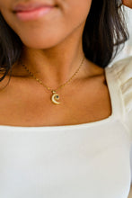 Load image into Gallery viewer, Crescent Moon Necklace