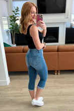 Load image into Gallery viewer, Emily High Rise Cool Denim Pull On Capri Jeans